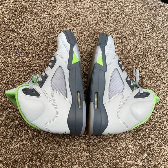 Jordan 5 green bean